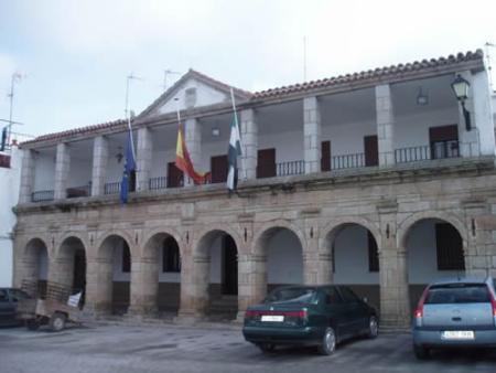 Imagen AYUNTAMIENTO NAVAS DEL MADROÑO